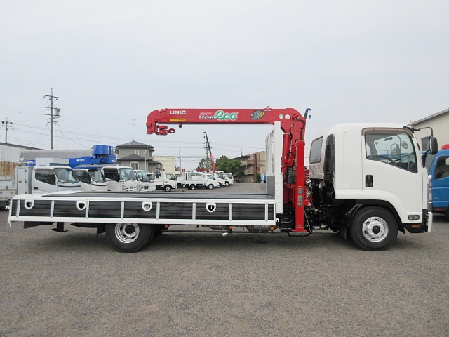 いすゞフォワードセルフクレーン3段中型（4t）[写真07]