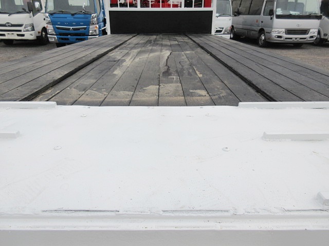 いすゞフォワードセルフクレーン3段中型（4t）[写真09]