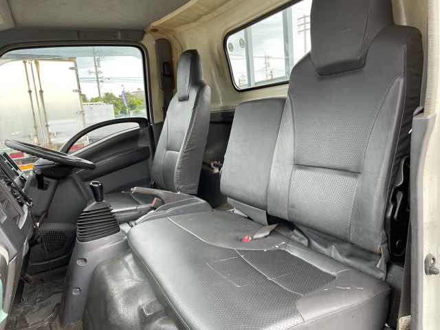 いすゞエルフアルミブロック小型（2t・3t）[写真29]