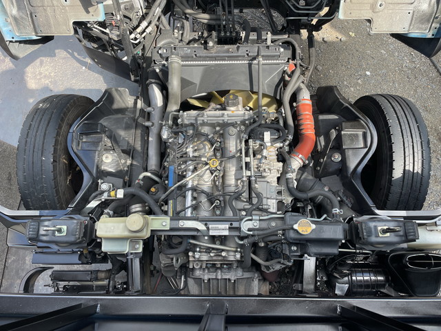 三菱ふそうキャンター平ボディ小型（2t・3t）[写真25]