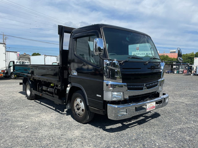 三菱ふそうキャンター平ボディ小型（2t・3t）[写真03]