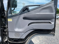 三菱ふそうキャンター平ボディ小型（2t・3t）[写真30]