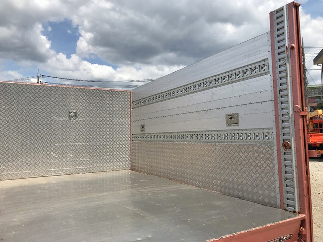 日野デュトロアルミブロック小型（2t・3t）[写真13]