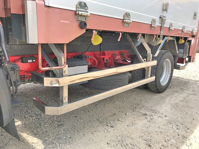 日野デュトロアルミブロック小型（2t・3t）[写真18]