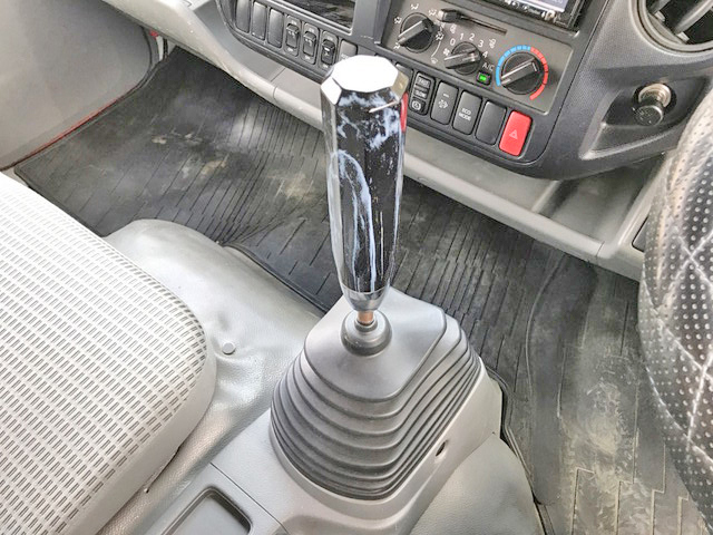 日野デュトロアルミブロック小型（2t・3t）[写真36]