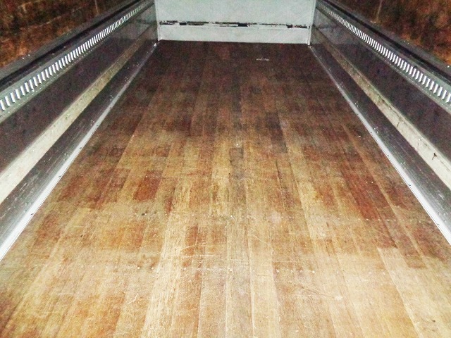 日野レンジャーアルミウイング増トン（6t・8t）[写真13]