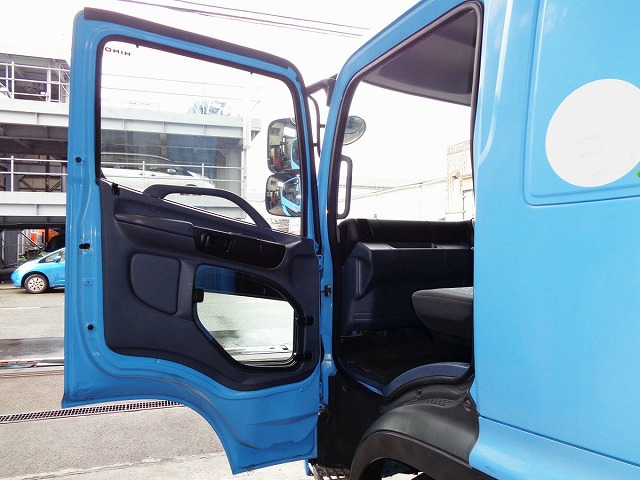 日野レンジャーアルミウイング増トン（6t・8t）[写真32]