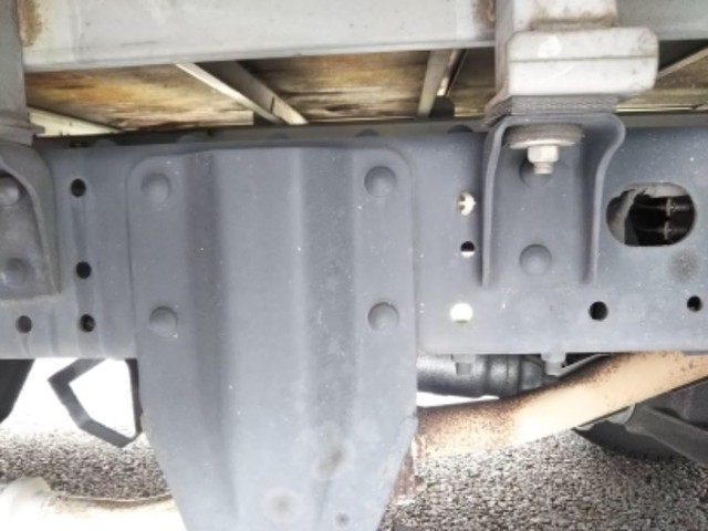 日産アトラス平ボディ小型（2t・3t）[写真09]