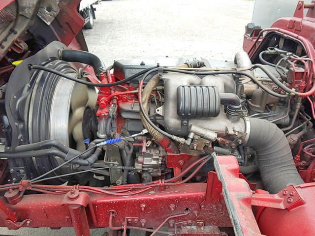 いすゞフォワードアルミバン中型（4t）[写真23]