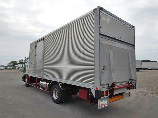 いすゞフォワードアルミバン中型（4t）[写真04]