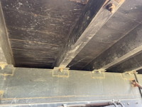 三菱ふそうスーパーグレート平ボディ大型（10t）[写真13]