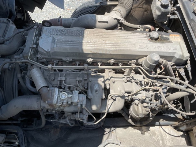 三菱ふそうスーパーグレート平ボディ大型（10t）[写真22]