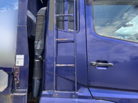 三菱ふそうスーパーグレート平ボディ大型（10t）[写真07]