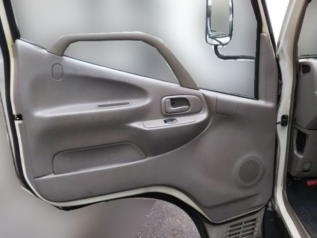 日野デュトロアルミウイング小型（2t・3t）[写真22]