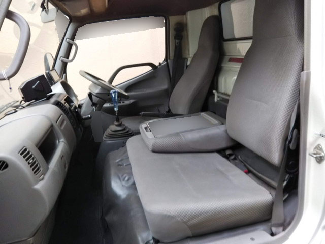 日野デュトロアルミウイング小型（2t・3t）[写真24]