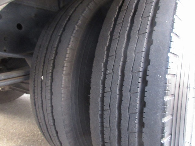 いすゞエルフアルミバン小型（2t・3t）[写真27]