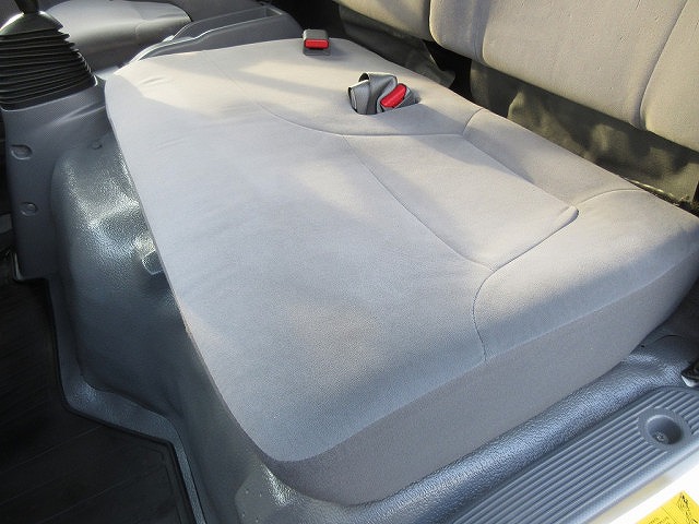 いすゞエルフアルミバン小型（2t・3t）[写真39]