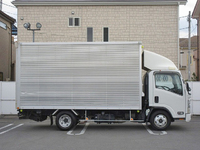 いすゞエルフアルミバン小型（2t・3t）[写真03]