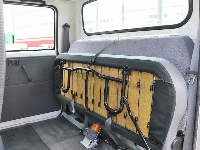 日産アトラスダブルキャブ（Wキャブ）小型（2t・3t）[写真32]