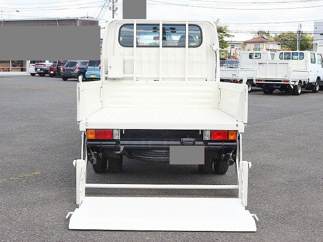 日産アトラスダブルキャブ（Wキャブ）小型（2t・3t）[写真08]