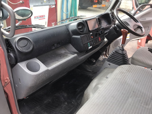 日野デュトロアームロール小型（2t・3t）[写真30]