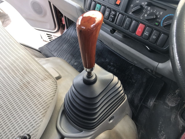 日野デュトロアームロール小型（2t・3t）[写真37]