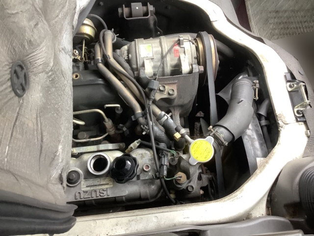 いすゞエルフダブルキャブ（Wキャブ）小型（2t・3t）[写真12]