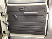 いすゞエルフダブルキャブ（Wキャブ）小型（2t・3t）[写真15]