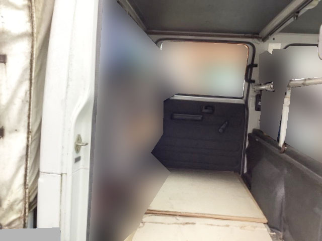 いすゞエルフダブルキャブ（Wキャブ）小型（2t・3t）[写真17]