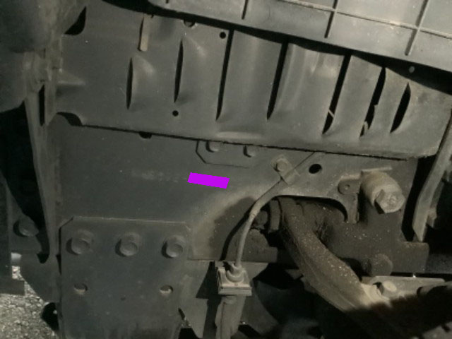 いすゞエルフダブルキャブ（Wキャブ）小型（2t・3t）[写真25]