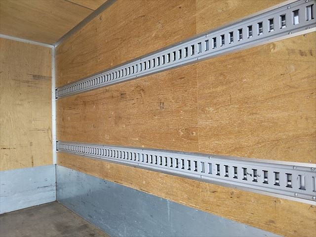 マツダタイタンアルミバン小型（2t・3t）[写真16]