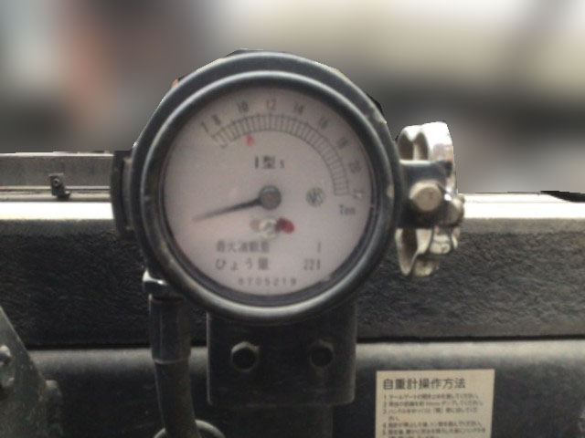 日野プロフィアダンプ大型（10t）[写真16]