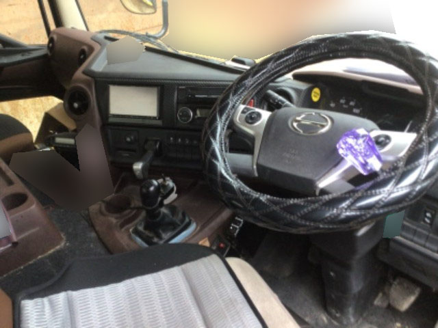 日野プロフィアダンプ大型（10t）[写真23]