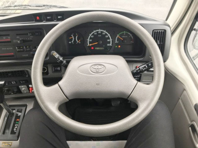 トヨタコースターマイクロバス[写真13]