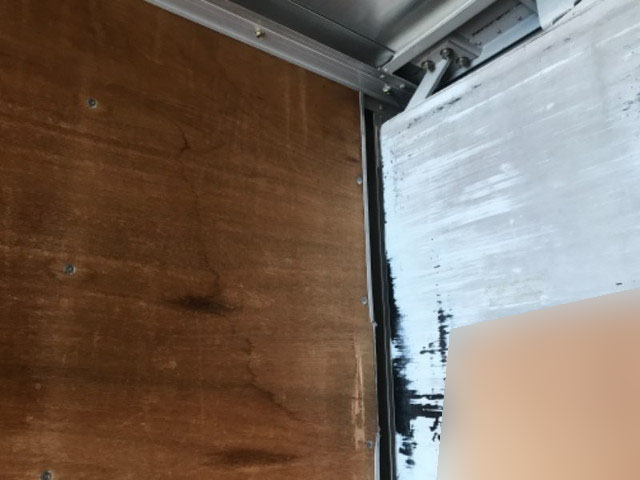 三菱ふそうファイターアルミウイング中型（4t）[写真10]