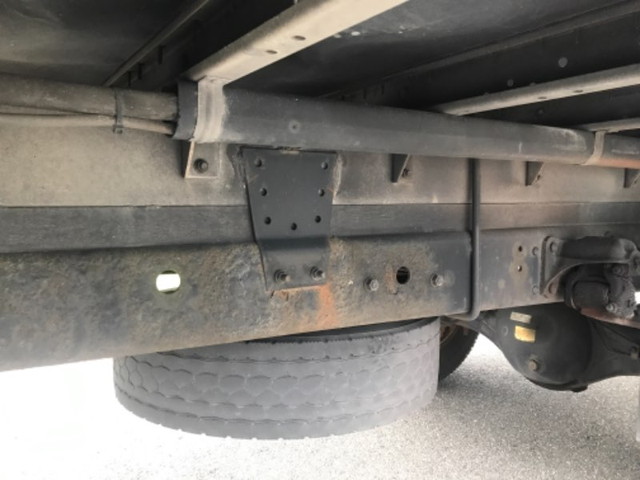 三菱ふそうファイターアルミウイング中型（4t）[写真18]