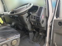 三菱ふそうファイターアルミウイング中型（4t）[写真25]