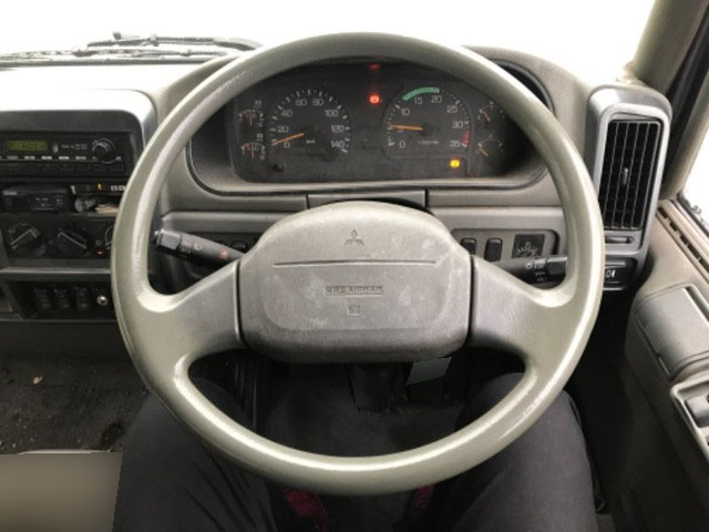 三菱ふそうファイターアルミウイング中型（4t）[写真27]