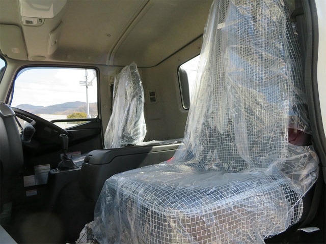 三菱ふそうファイタークレーン4段中型（4t）[写真10]