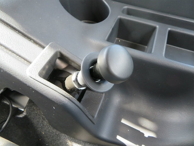 三菱ふそうファイタークレーン4段中型（4t）[写真17]