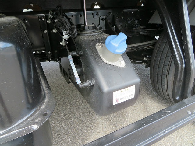 三菱ふそうファイタークレーン4段中型（4t）[写真34]