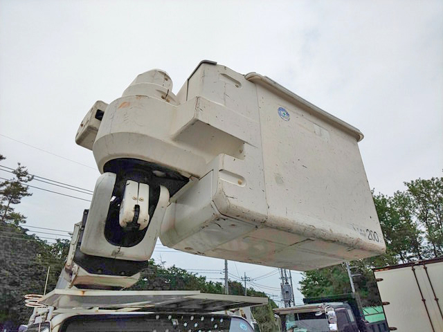 いすゞエルフ高所作業車小型（2t・3t）[写真12]