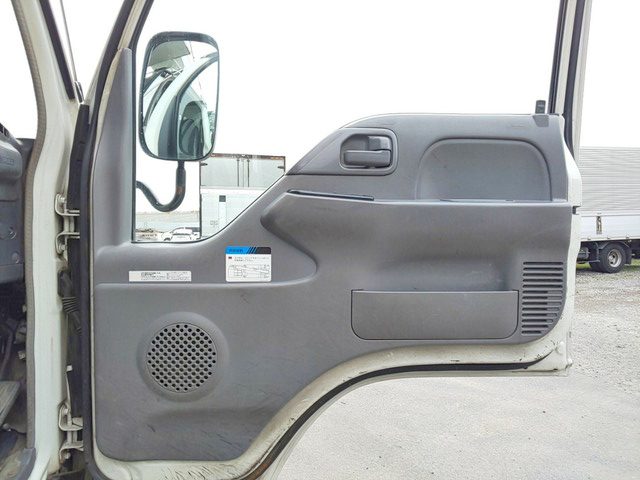 いすゞエルフ高所作業車小型（2t・3t）[写真31]