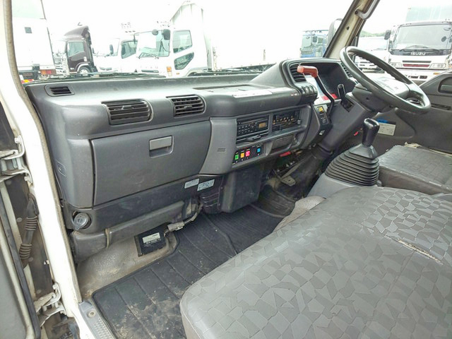 いすゞエルフ高所作業車小型（2t・3t）[写真32]