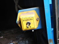 いすゞエルフパッカー車（塵芥車）小型（2t・3t）[写真09]