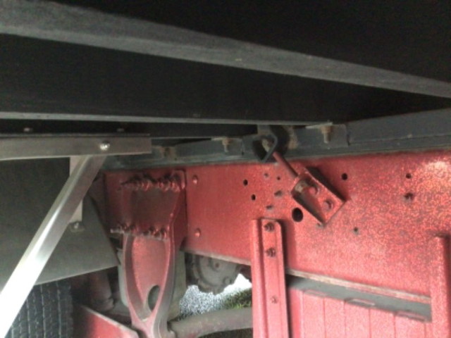 日野プロフィアアルミブロック大型（10t）[写真18]