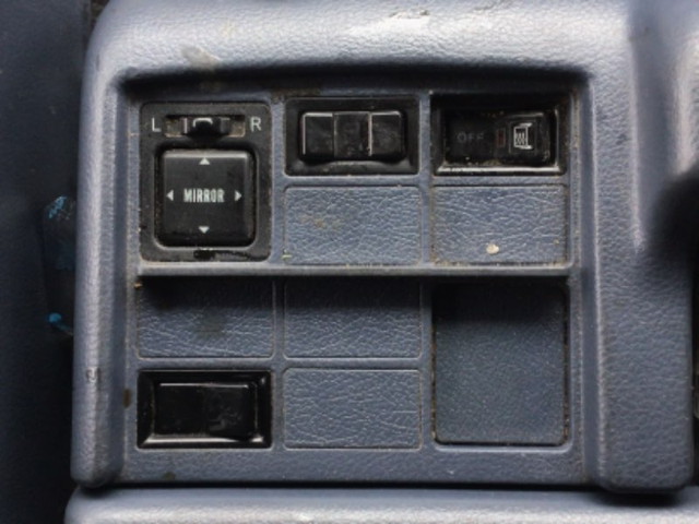 日野プロフィアアルミブロック大型（10t）[写真31]