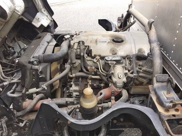 三菱ふそうキャンターアルミバン小型（2t・3t）[写真25]