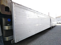 UDトラックスクオンアルミブロック大型（10t）[写真10]