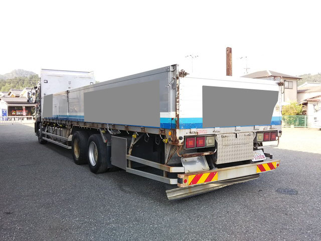 UDトラックスクオンアルミブロック大型（10t）[写真04]